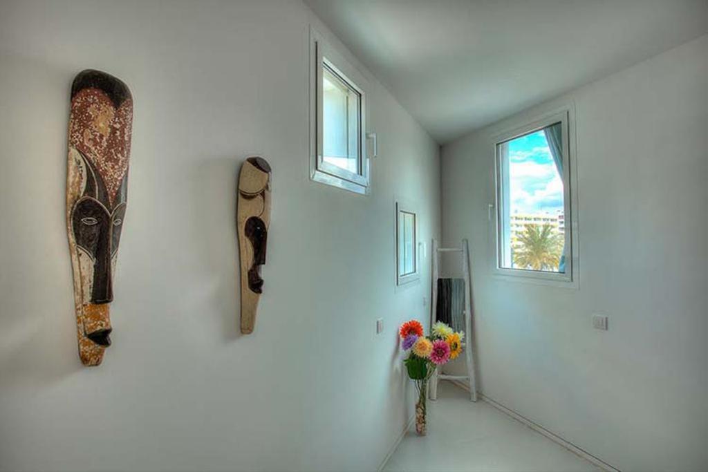 The Loft Ibiza Hotel Buitenkant foto