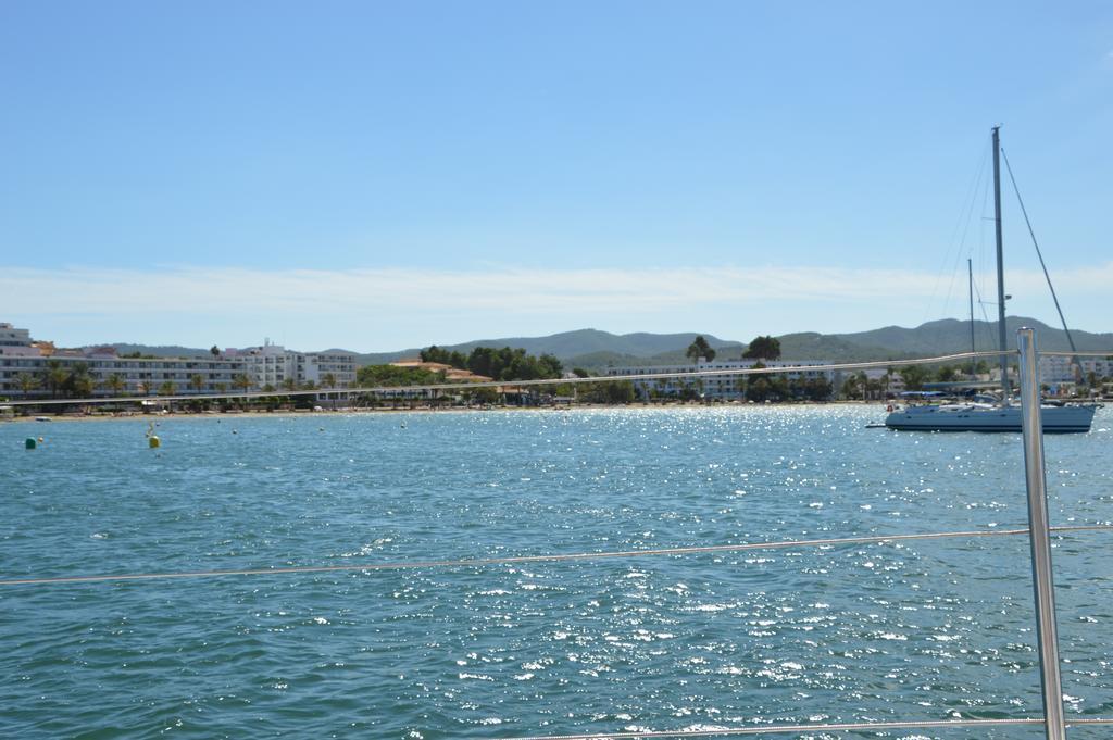 The Loft Ibiza Hotel Buitenkant foto